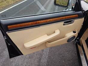 Thumbnail von Daimler Double Six last series in black/magnolia