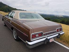 Thumbnail von Ford Ltd. Brougham Sedan, the top model, full size