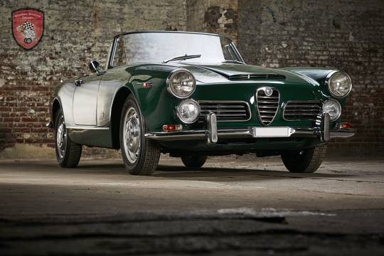Alfa Romeo 2600 Touring Spider 