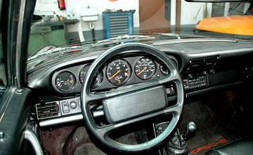 Thumbnail von 930 Cabriolét, April 1988, Schwarz 0700/Leder Schwarz