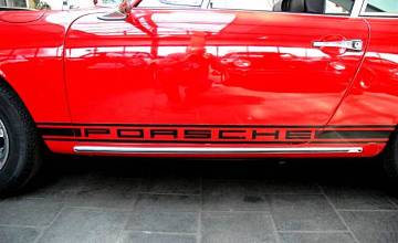 Thumbnail von 911 L Coupé, January 1968, Polarrot/Black 1 paint, original paint, SWB