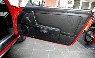 Thumbnail von 911 L Coupé, January 1968, Polarrot/Black 1 paint, original paint, SWB