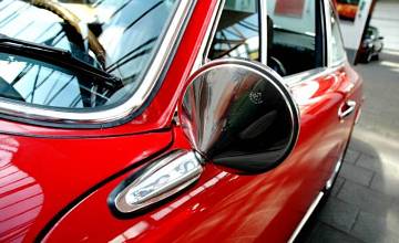 Thumbnail von 911 L Coupé, January 1968, Polarrot/Black 1 paint, original paint, SWB