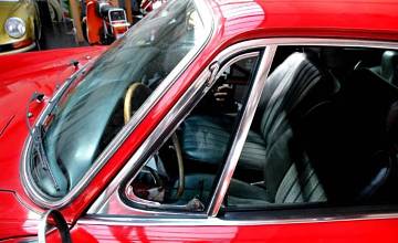Thumbnail von 911 L Coupé, January 1968, Polarrot/Black 1 paint, original paint, SWB