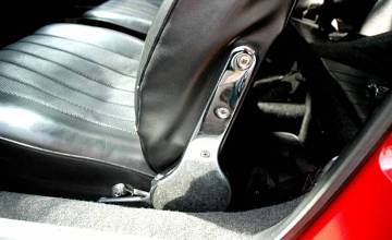 Thumbnail von 911 L Coupé, January 1968, Polarrot/Black 1 paint, original paint, SWB