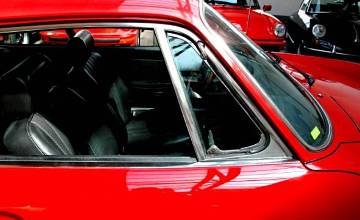 Thumbnail von 911 L Coupé, January 1968, Polarrot/Black 1 paint, original paint, SWB