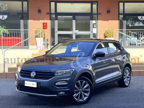 フォルクスワーゲン T-Roc 1.5 TSI ACT DSG スタイル ブルーモーションテクノロジー