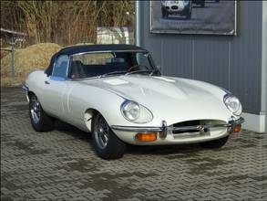 ジャガー E-Type S2