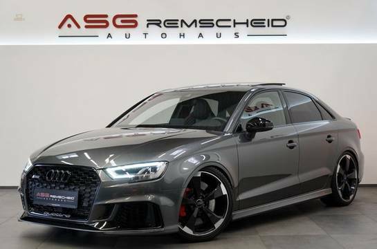 Audi - RS3