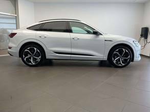 Thumbnail von AUDI E-TRON