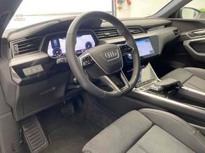 Thumbnail von AUDI E-TRON