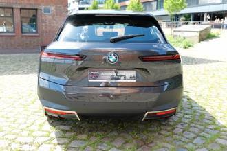 Thumbnail von BMW IX 40 XDrive panoramic glass roof
