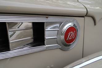 Thumbnail von Packard 1 20 Cabriolet (1940)