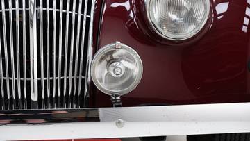Thumbnail von AC 2 liter Saloon '52