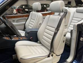 Thumbnail von Bentley Azure Convertible 6.75L V8 Service Book