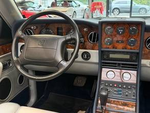 Thumbnail von Bentley Azure Convertible 6.75L V8 Service Book
