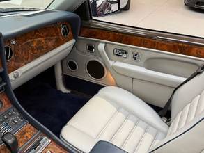 Thumbnail von Bentley Azure Convertible 6.75L V8 Service Book