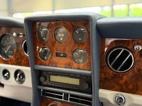 Thumbnail von Bentley Azure Convertible 6.75L V8 Service Book