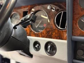 Thumbnail von Bentley Azure Convertible 6.75L V8 Service Book