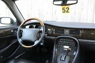 Thumbnail von Jaguar top-maintained XJR with 3 years warranty