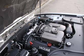 Thumbnail von Jaguar top-maintained XJR with 3 years warranty