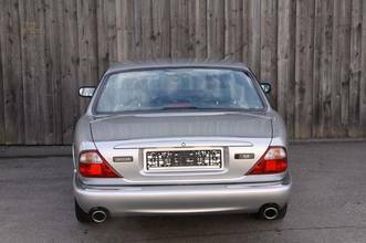 Thumbnail von Jaguar top-maintained XJR with 3 years warranty