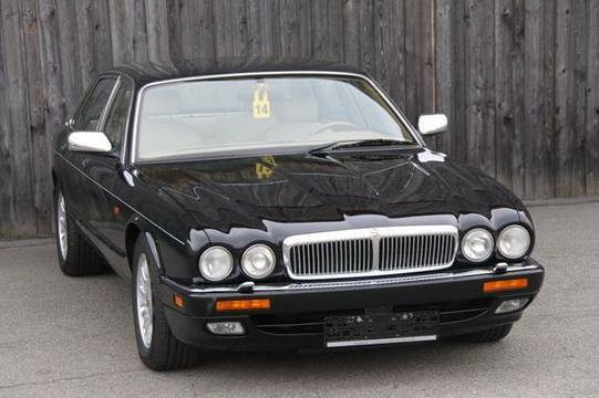 Jaguar Daimler Double Six 3 Jahre Garantie
