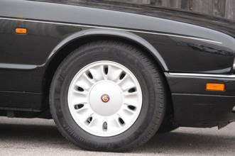 Thumbnail von Jaguar Daimler Double Six 3 Years Warranty