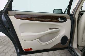 Thumbnail von Jaguar Daimler V8 long version 3 years warranty