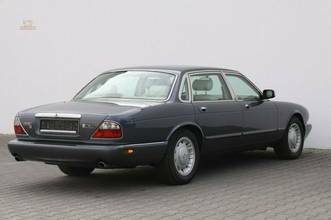 Thumbnail von Jaguar Daimler V8 long version 3 years warranty