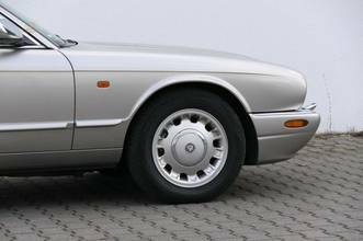 Thumbnail von Jaguar Daimler V8 Long Version 3 Years Warranty
