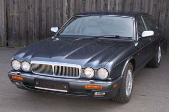 Thumbnail von Jaguar Daimler Double Six Majestic 3 Years Warranty