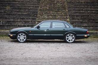 Thumbnail von Jaguar top-maintained XJR with 3 years warranty