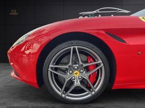 Thumbnail von Ferrari California 3.9 V8 T 2+2 Ceramic Carbon LED BOSE