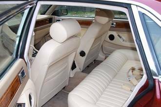 Thumbnail von Jaguar XJ40 Sovereign with 3 years warranty, historic registration
