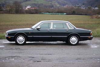 Thumbnail von Jaguar Daimler V8 Long Version 3 Years Warranty