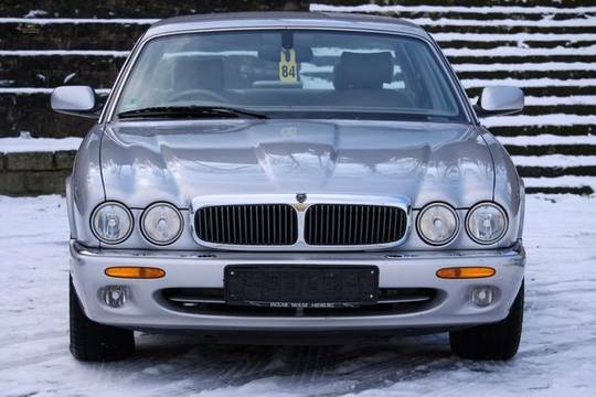 Jaguar XJ 3.2 Executive Rechtslenker 3 Jahre Garantie