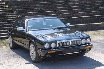 Thumbnail von Jaguar Daimler Super V8 Long Version 3 Years Warranty
