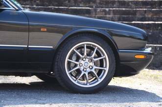 Thumbnail von Jaguar Daimler Super V8 Long Version 3 Years Warranty