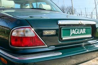 Thumbnail von Jaguar Daimler V8 Long Version 3 Years Warranty