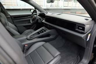 Thumbnail von Porsche Macan Electric 4
