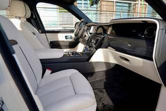 Thumbnail von Rolls-Royce Cullian Black Badge 2026 4 Seats I star headliner