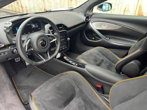 Thumbnail von McLaren Artura Coupe 3.0L V6 Hybrid. Lift Guarantee until 07/2028