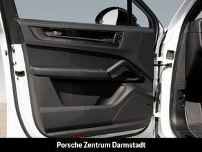 Thumbnail von Porsche Cayenne E-Hybrid Coupe Black Edition HA-Steering