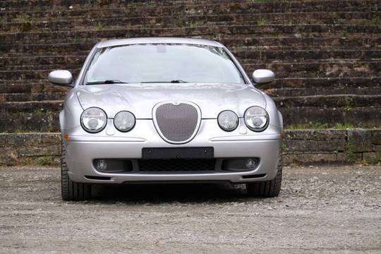 Jaguar R der Beste auf dem Markt 3 Jahre Garantie