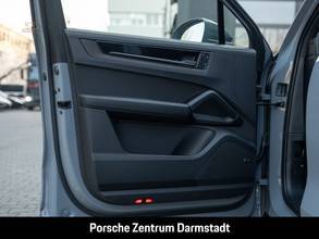 Thumbnail von Porsche Cayenne E-Hybrid Black Edition HA-Steering BOSE