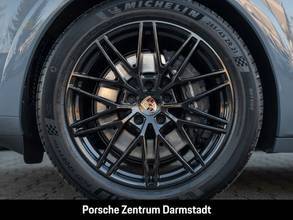 Thumbnail von Porsche Cayenne E-Hybrid Black Edition HA-Steering BOSE
