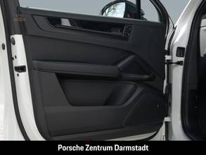 Thumbnail von Porsche Cayenne E-Hybrid Coupe Black Edition HA-Steering