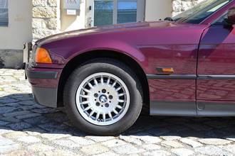 Thumbnail von BMW 320, first hand, original paint, service booklet maintained