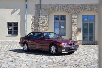 Thumbnail von BMW 320, first hand, original paint, service booklet maintained